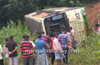 2 injured as bus falls into gorge in Ulaibettu